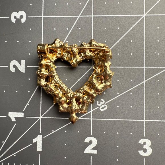 Gold-Tone Heart Shaped Crystal Brooch With Red & Green Rhinestones & Floral Acce - Picture 5 of 5